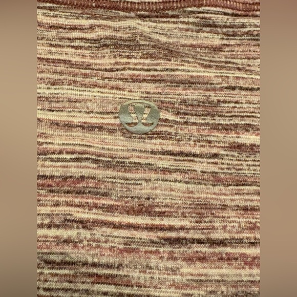 LULULEMON Make Miles Count Short Sleeve Women's Shirt size 10 - Picture 6 of 8